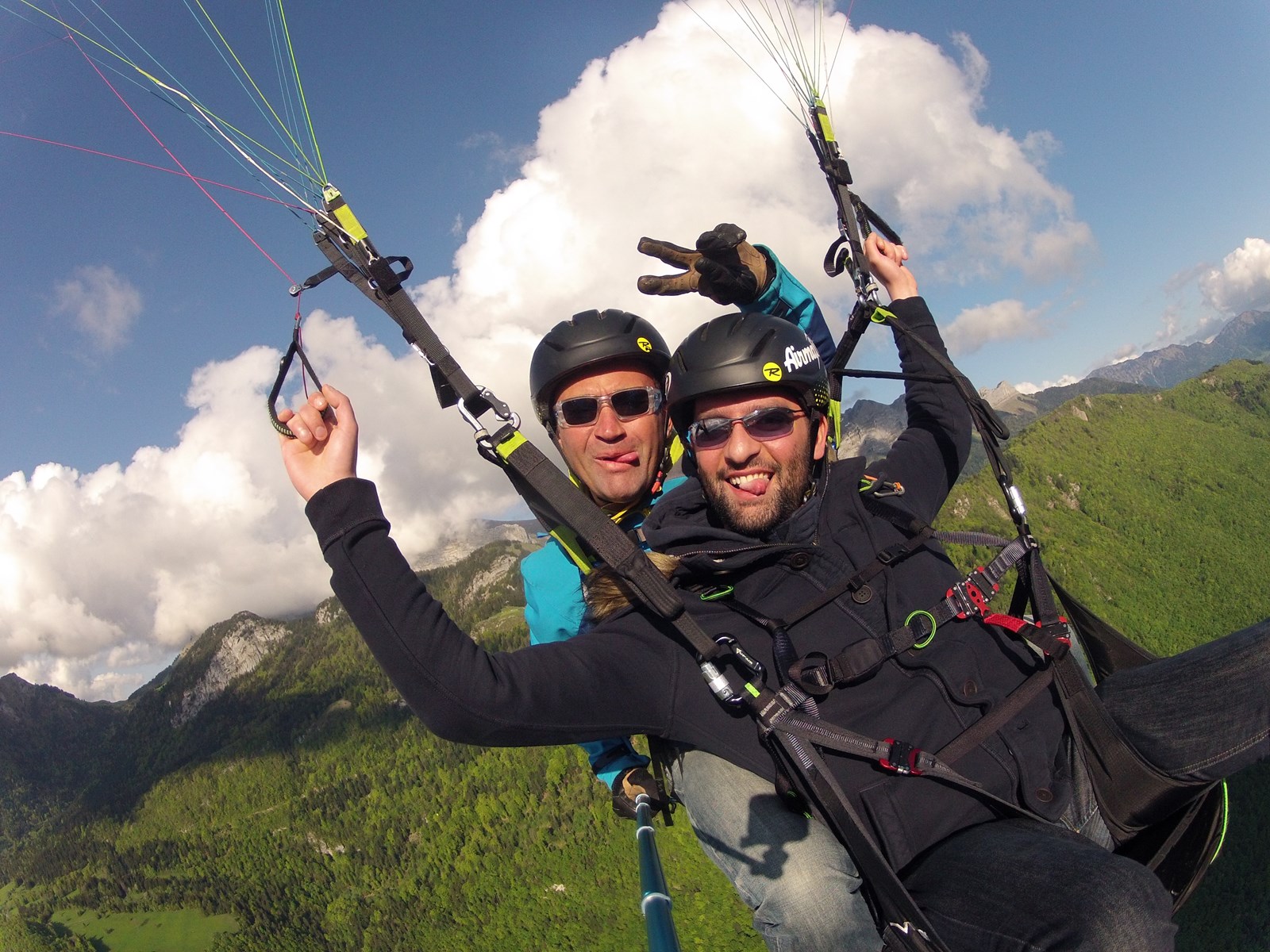 Discover paragliding thanks to a tandem 